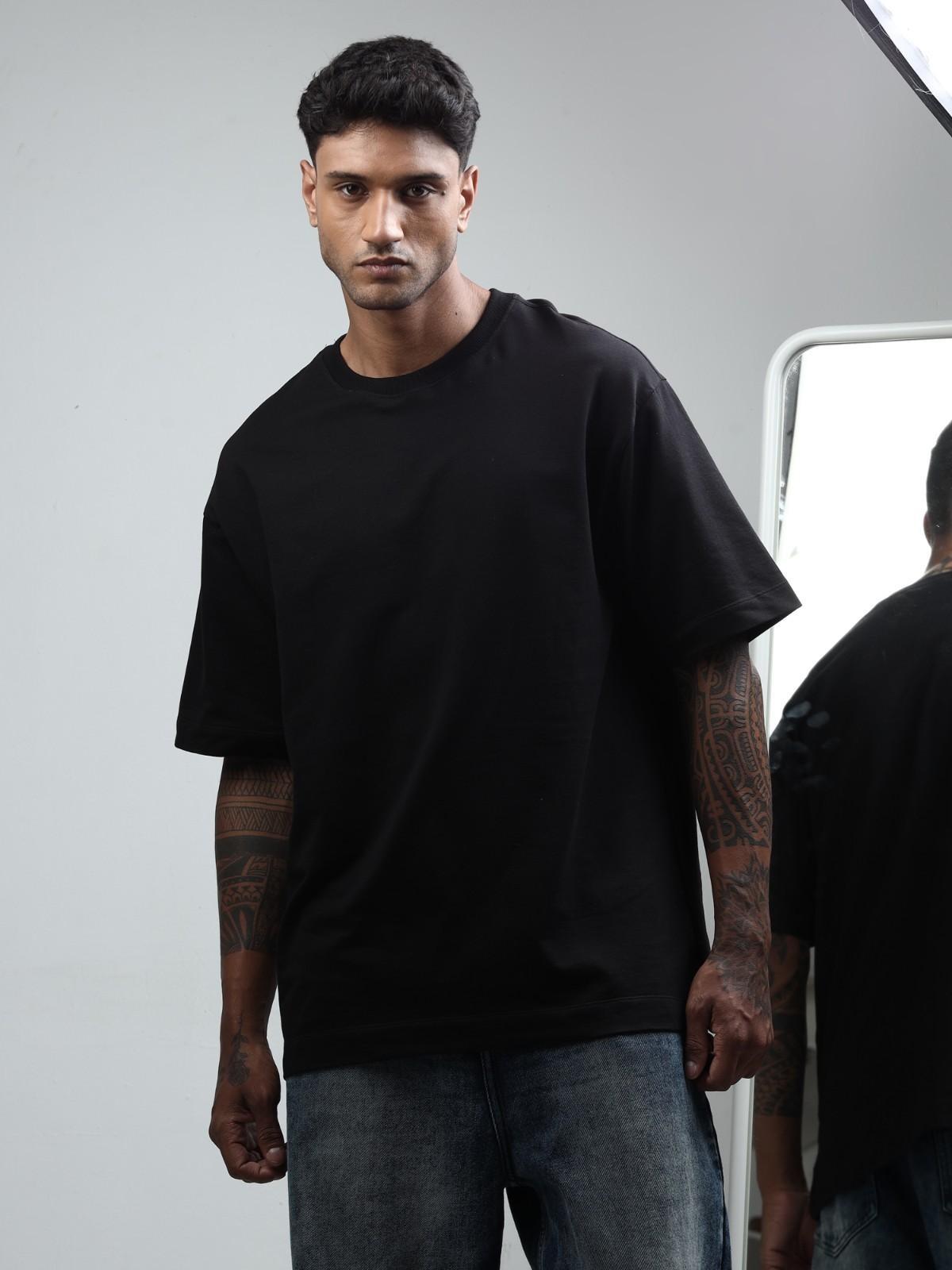 Men Solid Round Neck Cotton Oversized T-shirt - Image 4